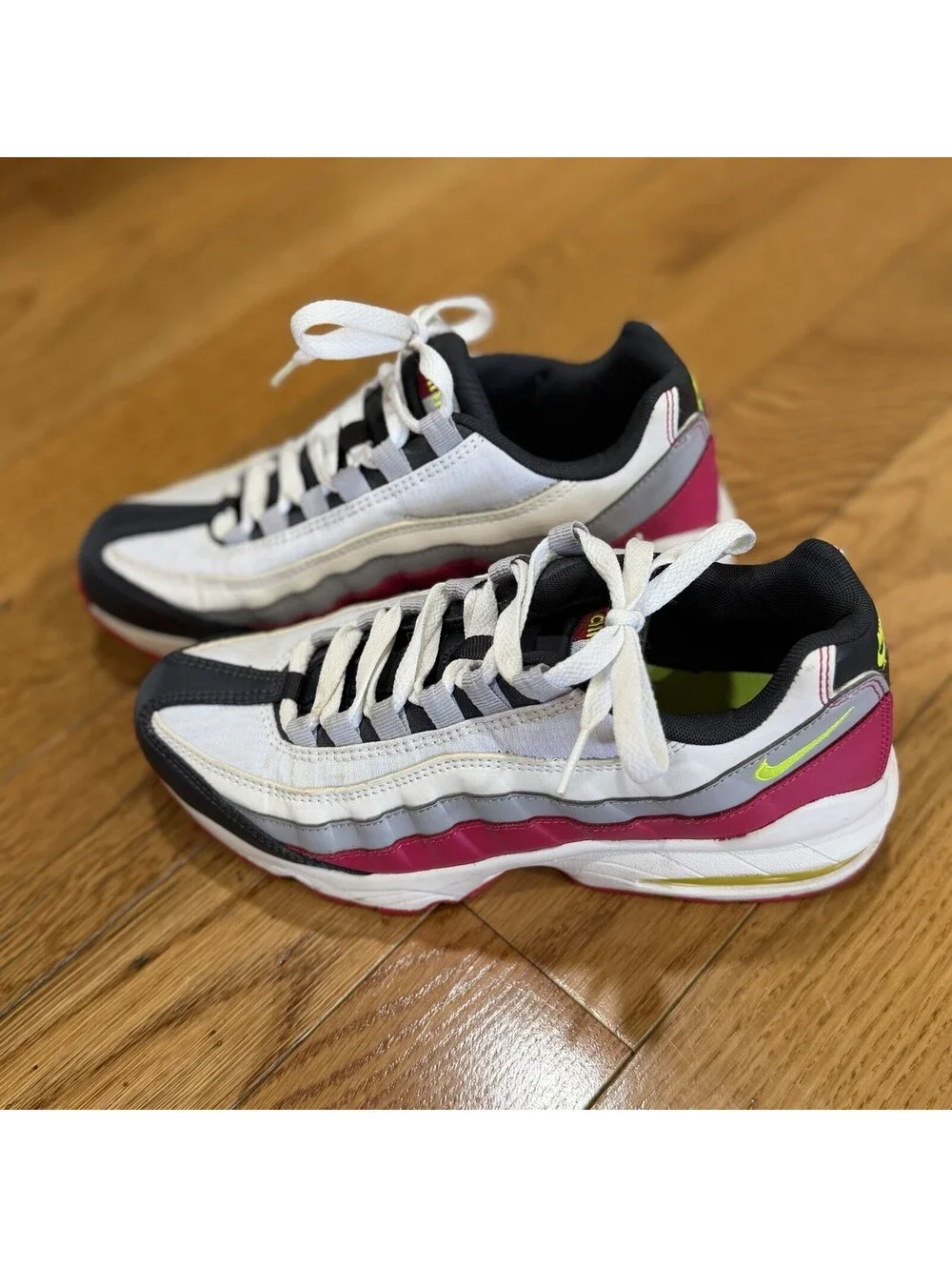 Size 6.5 Y Nike Air Max 95 Youth White Hot Pink Volt Black Running Shoes/ Wmns 8